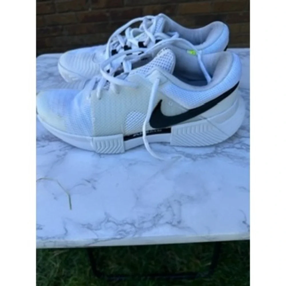 Nike Court Air Zoom‎ Lite Tennis Shoes White Black Womens Size 8 Sneakers